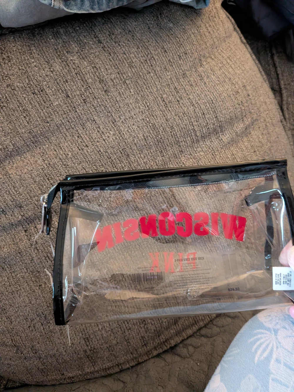 PINK Victoria's Secret Red & White Athletic Crew Socks Set And Makeup Bag New - Picture 5 of 7
